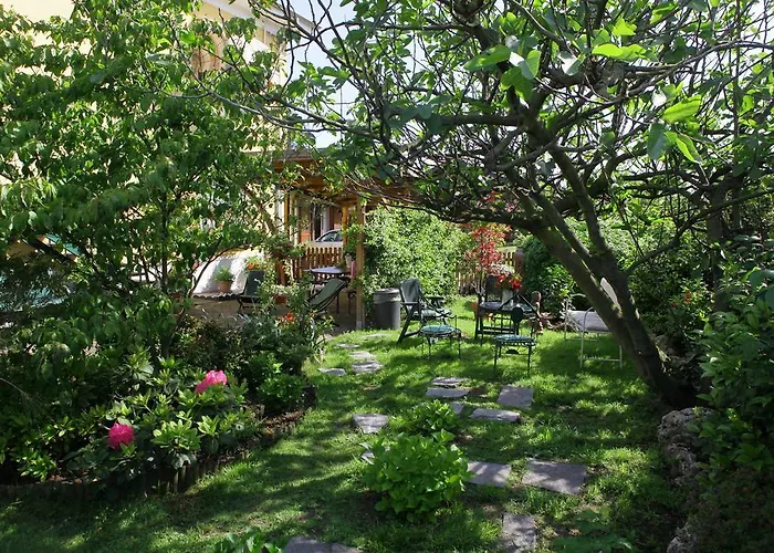 Napoleone Bed & Breakfast Angera